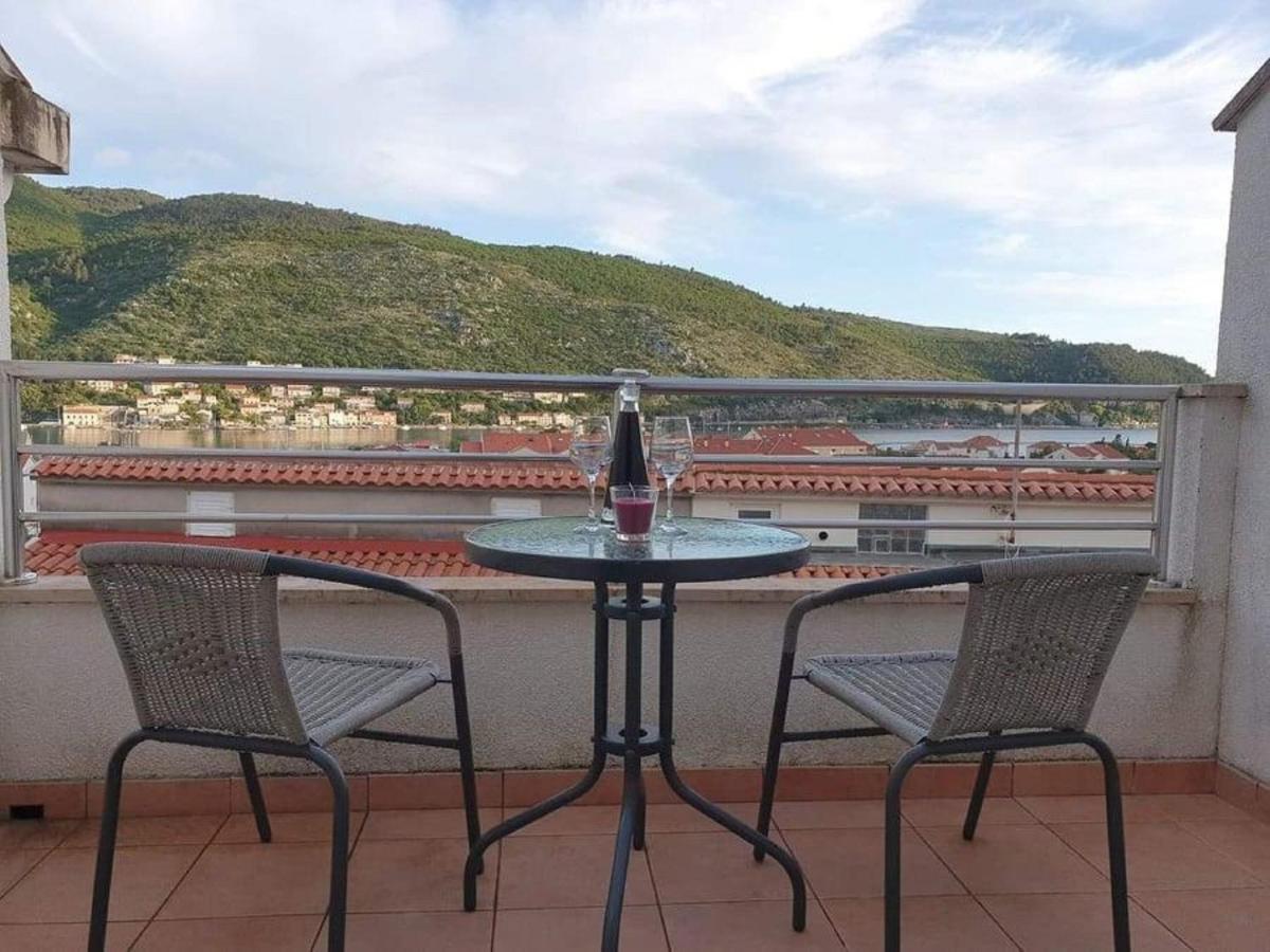 Apartment Majer Mokosica Bagian luar foto
